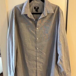 H&M Men's Casual Light Gray Button Down Shirt